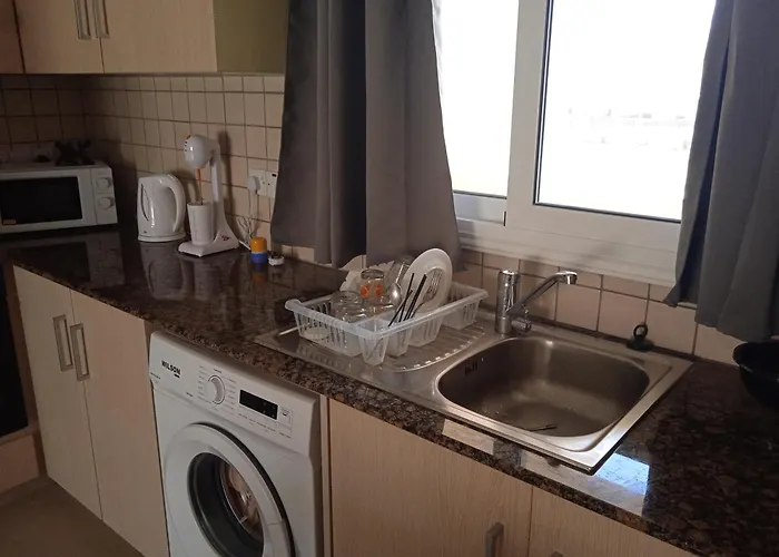 Xylophagou Rest And Relax 4 Floor Big Balcony 1 Bedroom Lägenhet