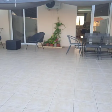 Appartamento Xylophagou Rest And Relax 4 Floor Big Balcony 1 Bedroom