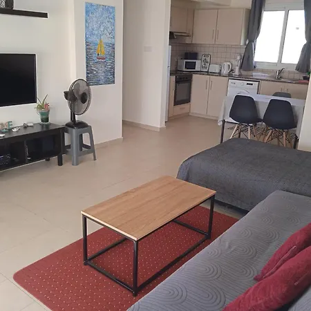 Xylophagou Rest And Relax 4 Floor Big Balcony 1 Bedroom דירה *