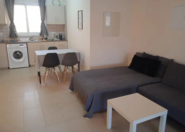 Xylophagou Rest And Relax 4 Floor Big Balcony 1 Bedroom アパート