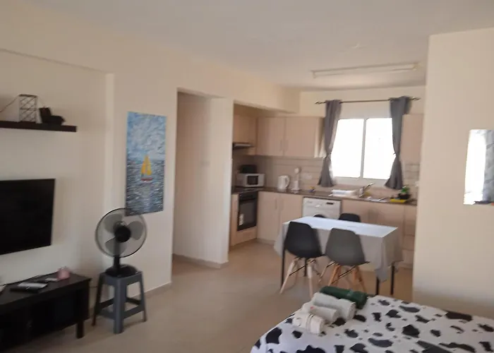 アパート Xylophagou Rest And Relax 4 Floor Big Balcony 1 Bedroom Xylophaghou