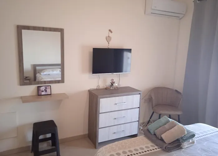 Xylophagou Rest And Relax 4 Floor Big Balcony 1 Bedroom アパート